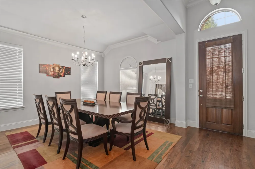 2501 Claymore Avenue Garland, TX 75043