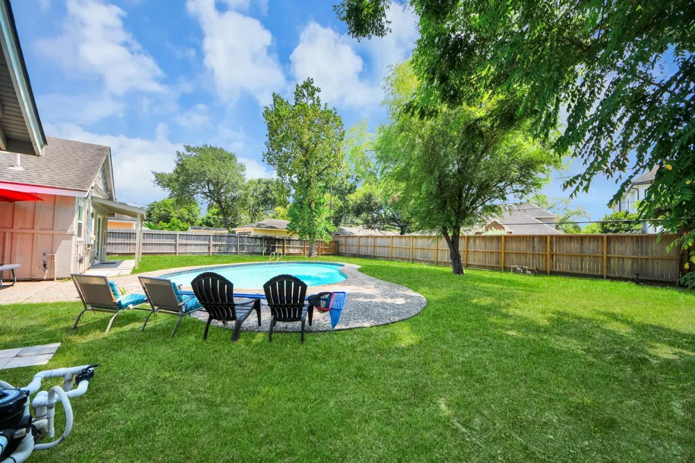 5139 Beechnut Street Houston, TX 77096