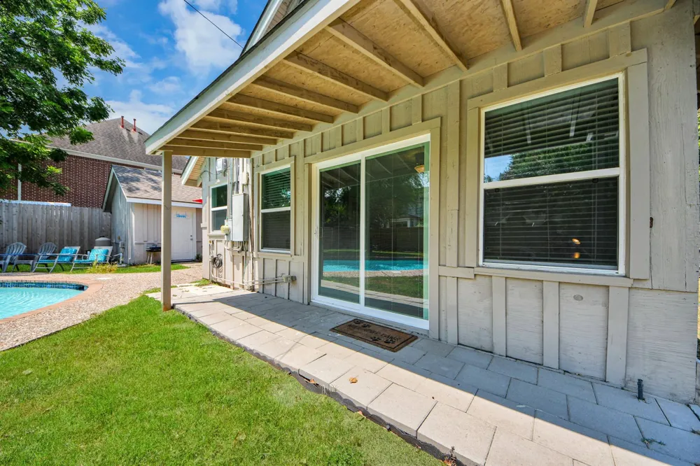 5139 Beechnut Street Houston, TX 77096