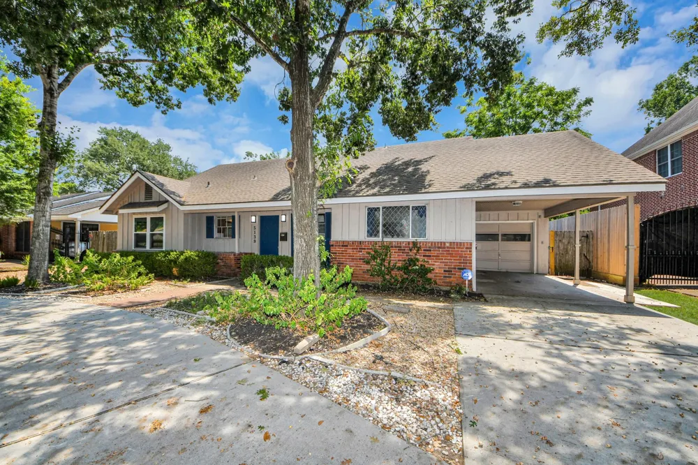 5139 Beechnut Street Houston, TX 77096