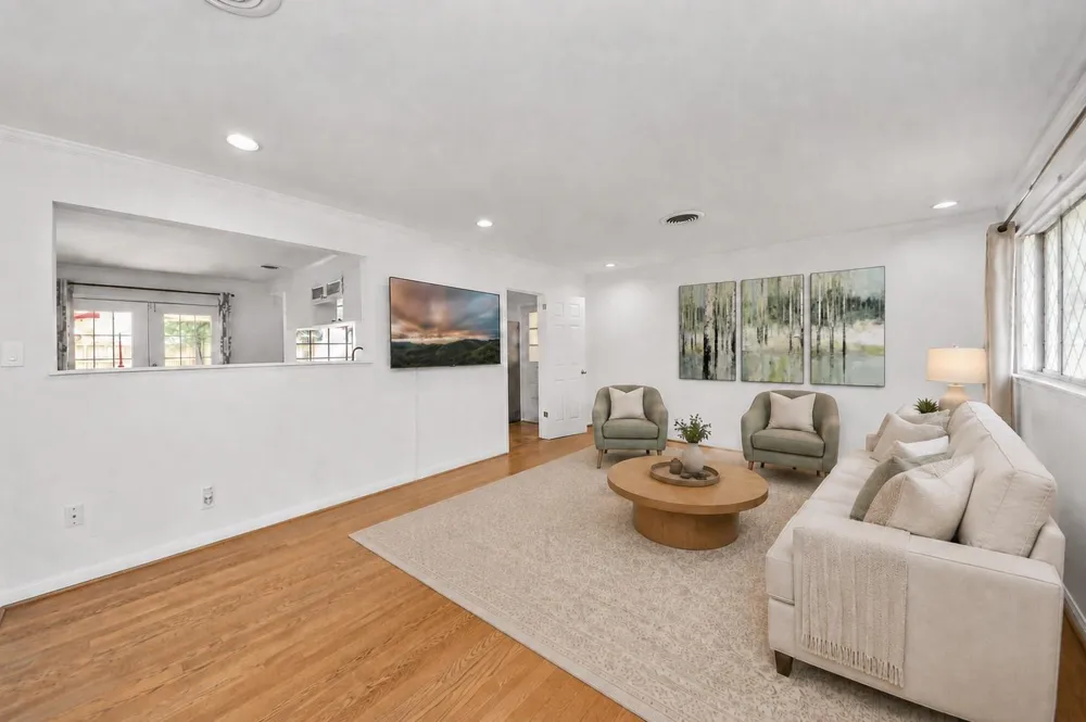 5139 Beechnut Street Houston, TX 77096