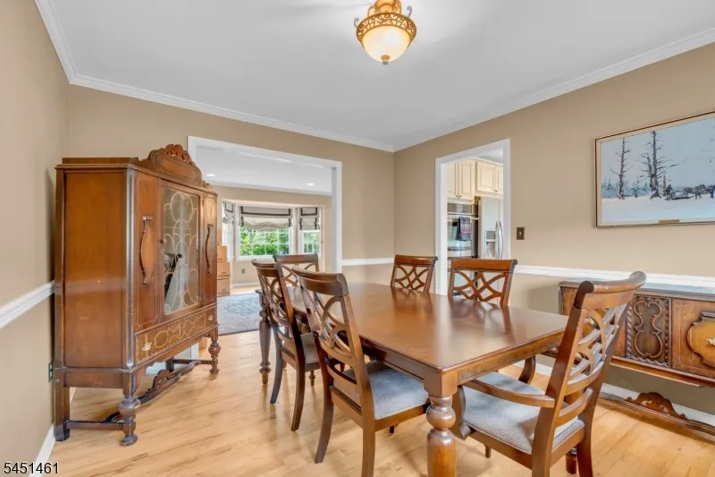 452 Lenape Trl Bridgewater, NJ 08807