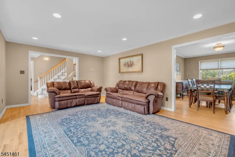 452 Lenape Trl Bridgewater, NJ 08807
