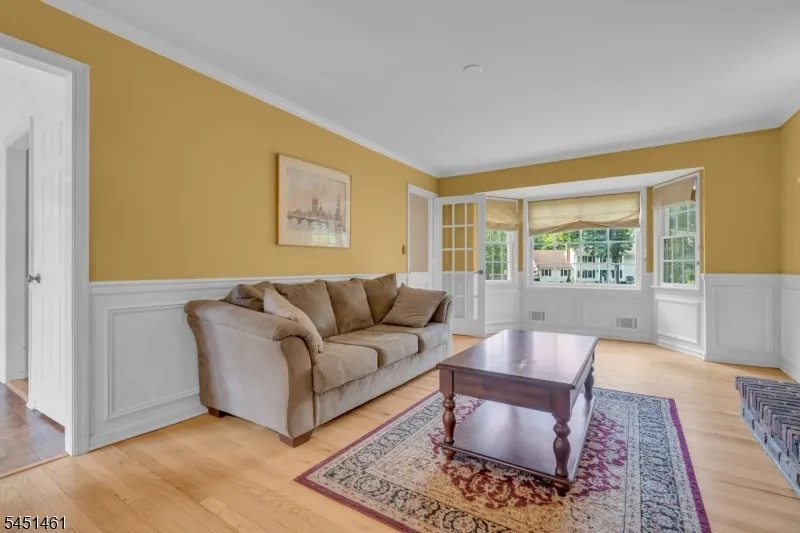 452 Lenape Trl Bridgewater, NJ 08807