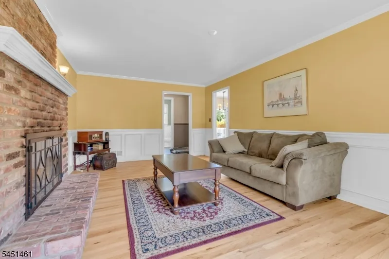452 Lenape Trl Bridgewater, NJ 08807