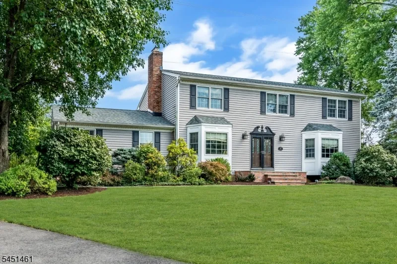 452 Lenape Trl Bridgewater, NJ 08807