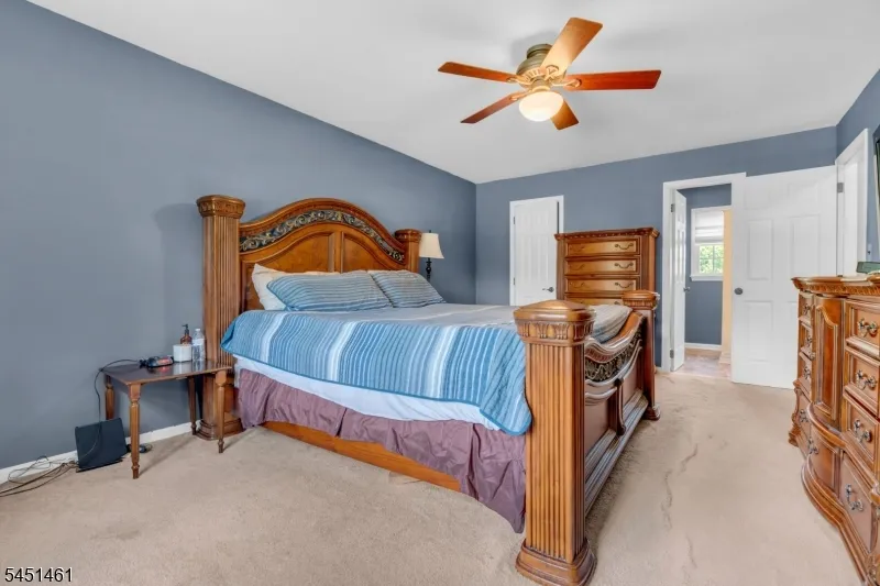 452 Lenape Trl Bridgewater, NJ 08807