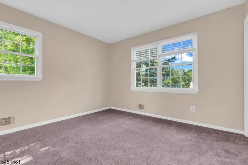 452 Lenape Trl Bridgewater, NJ 08807