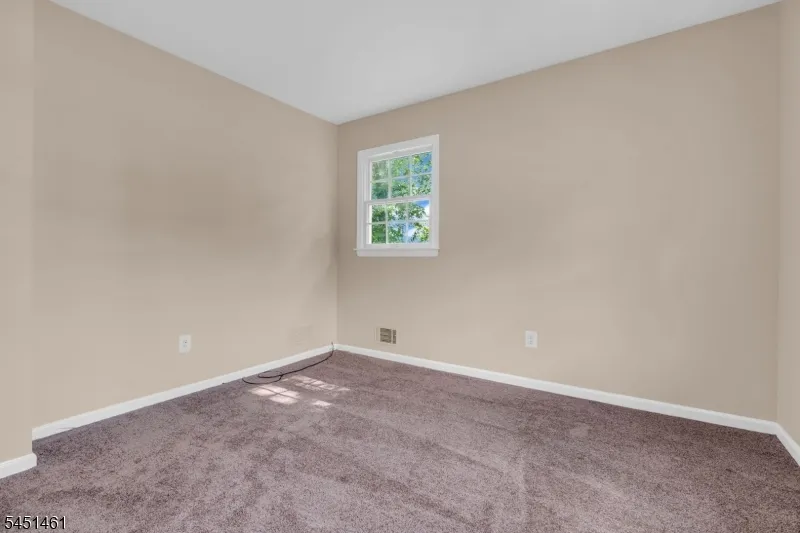 452 Lenape Trl Bridgewater, NJ 08807