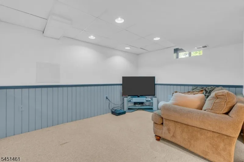 452 Lenape Trl Bridgewater, NJ 08807