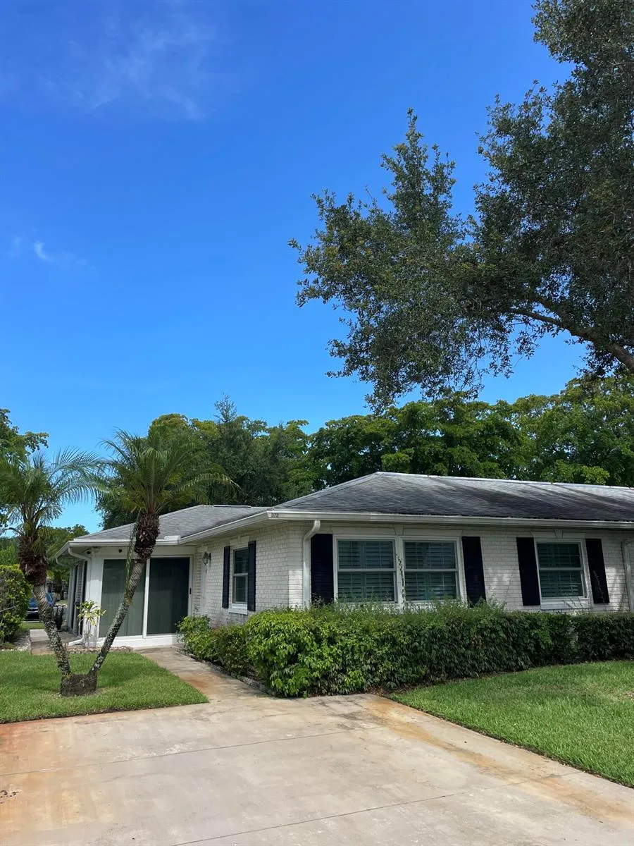 10140 S 44TH DRIVE S #372 Boynton Beach, FL 33436