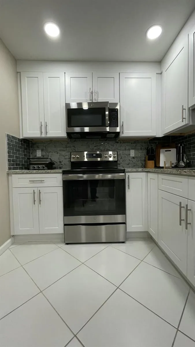 10140 S 44TH DRIVE S #372 Boynton Beach, FL 33436