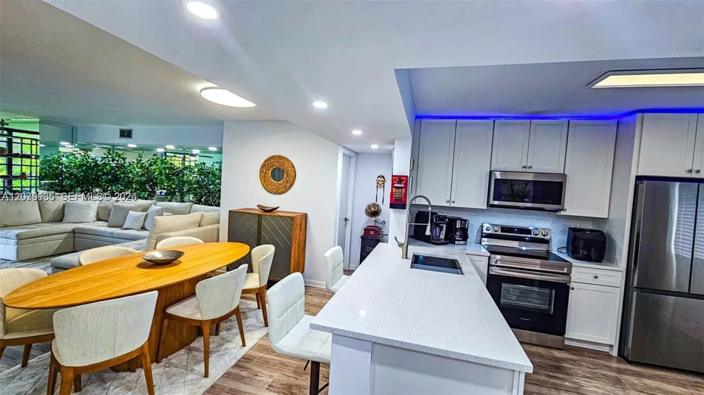 4133 S Carambola Cir S #G305 Coconut Creek, FL 33066