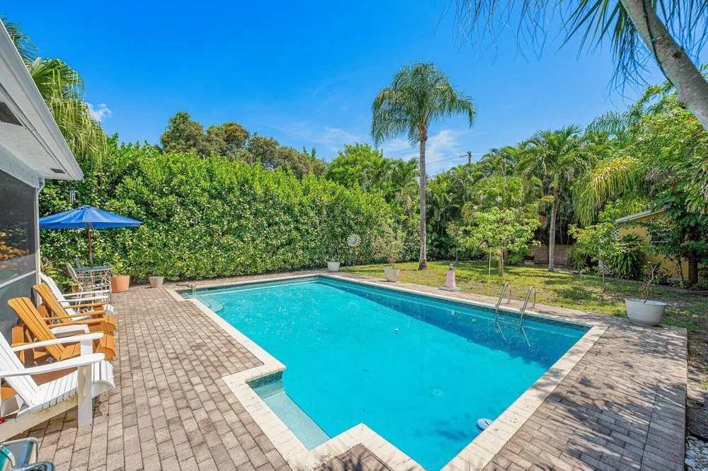 612 NW 7th Court Boynton Beach, FL 33426