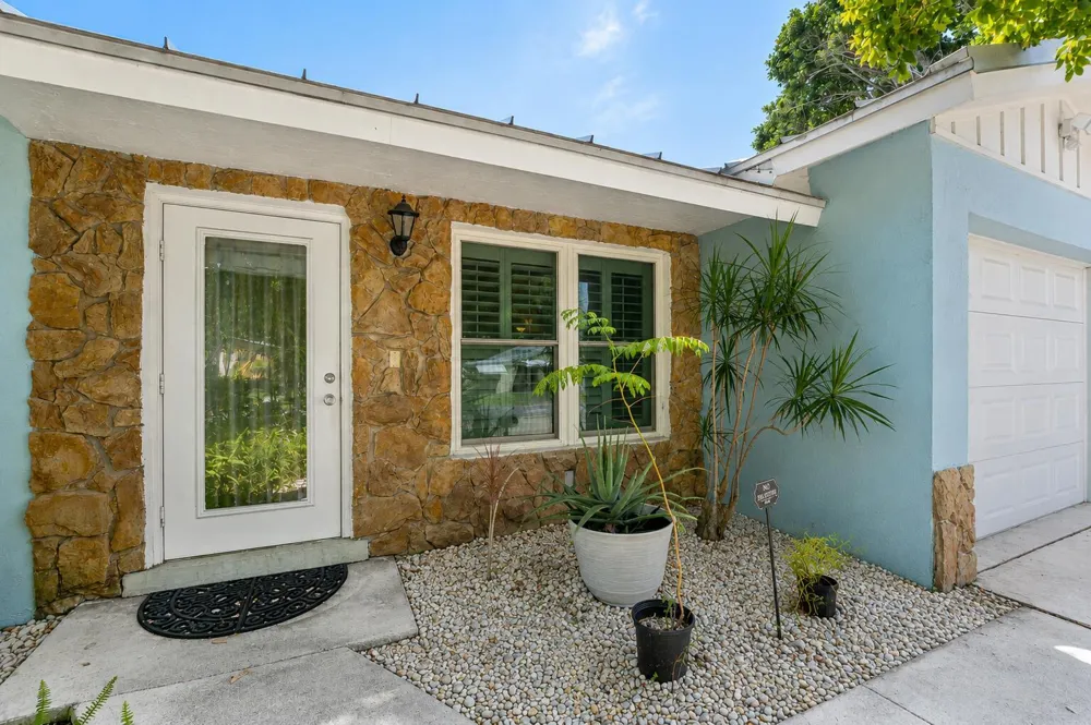 612 NW 7th Court Boynton Beach, FL 33426