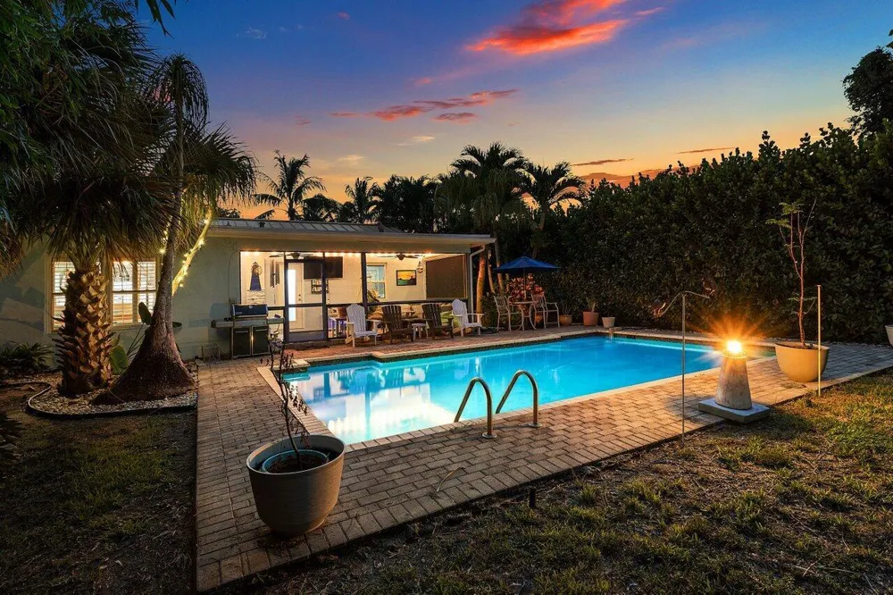 612 NW 7th Court Boynton Beach, FL 33426