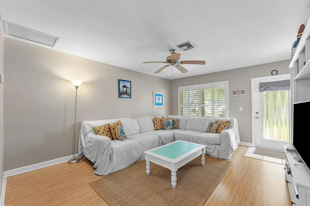 612 NW 7th Court Boynton Beach, FL 33426