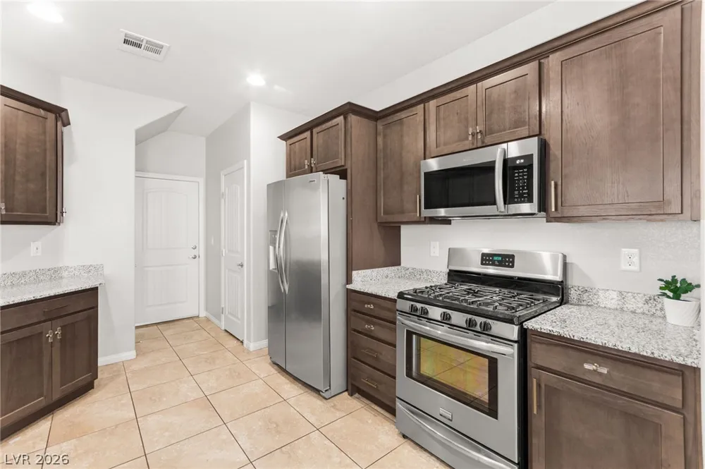 9225 Black Diamond Street Las Vegas, NV 89178