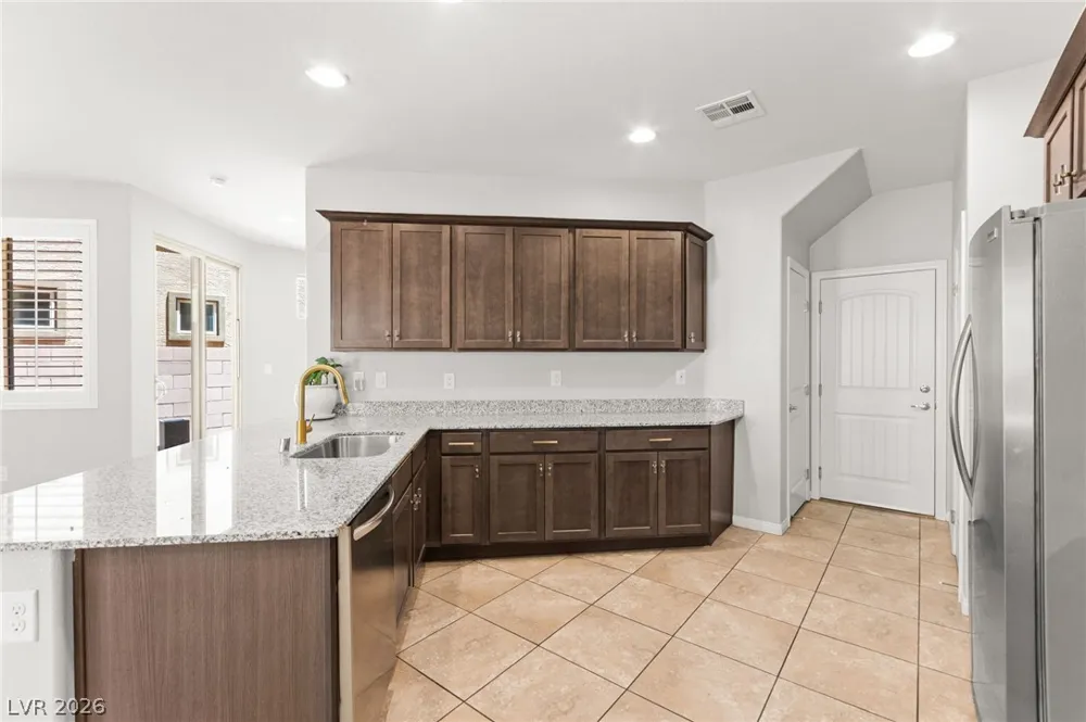 9225 Black Diamond Street Las Vegas, NV 89178