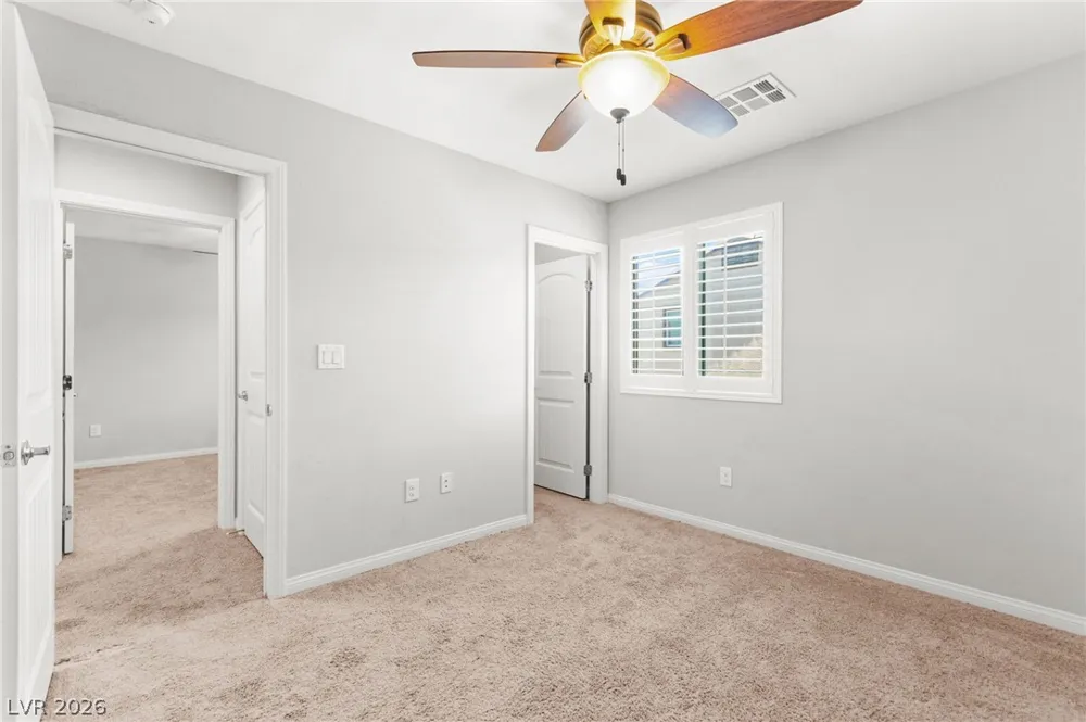 9225 Black Diamond Street Las Vegas, NV 89178