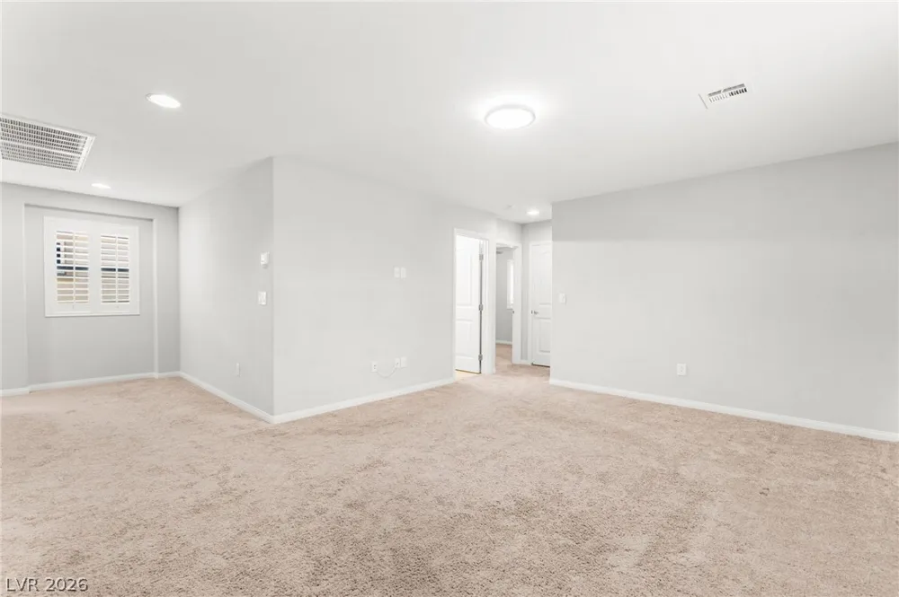 9225 Black Diamond Street Las Vegas, NV 89178