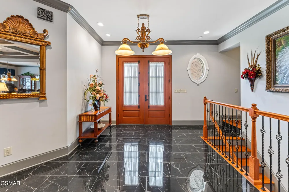 2399 McCleary Road Sevierville, TN 37876