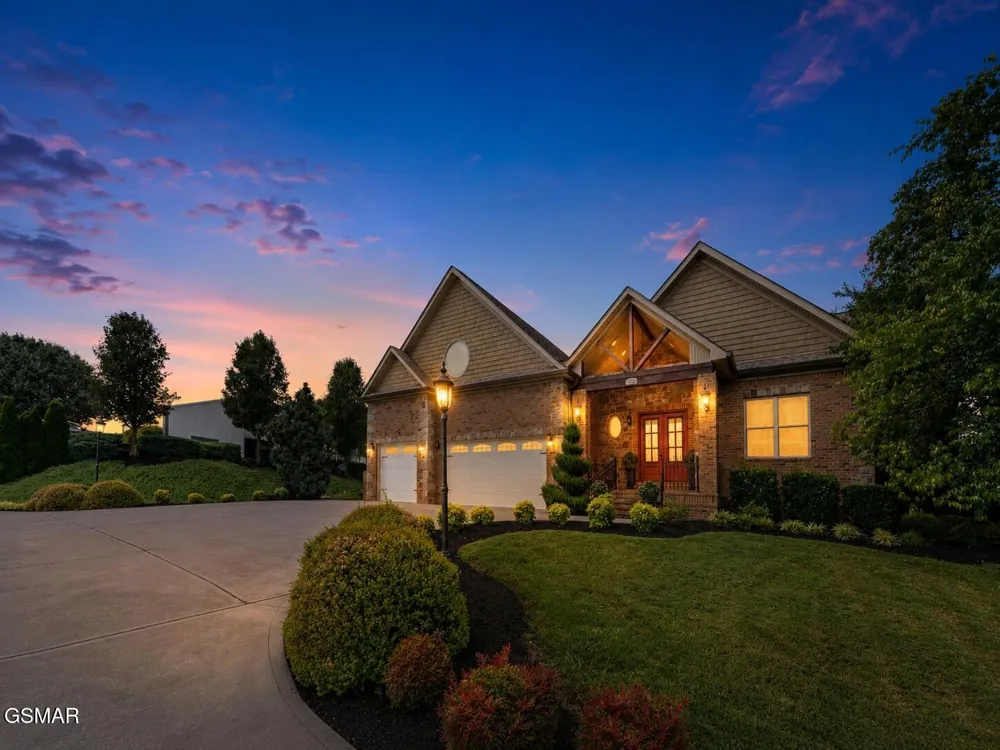 2399 McCleary Road Sevierville, TN 37876