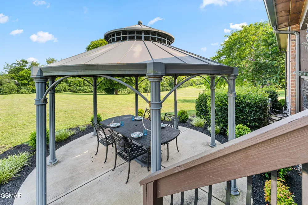2399 McCleary Road Sevierville, TN 37876