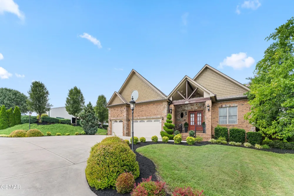 2399 McCleary Road Sevierville, TN 37876