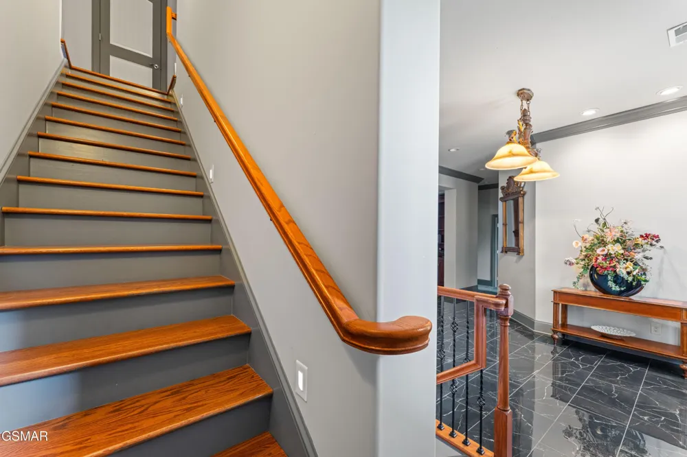 2399 McCleary Road Sevierville, TN 37876