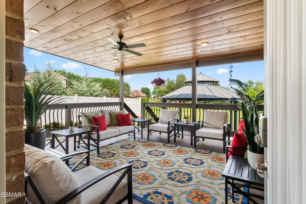 2399 McCleary Road Sevierville, TN 37876