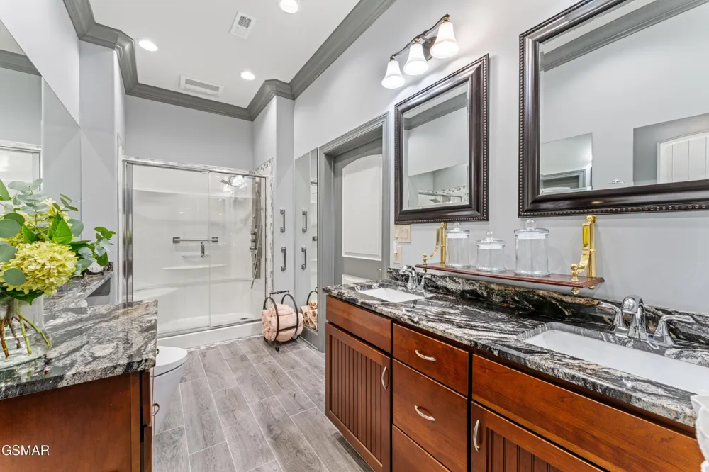 2399 McCleary Road Sevierville, TN 37876