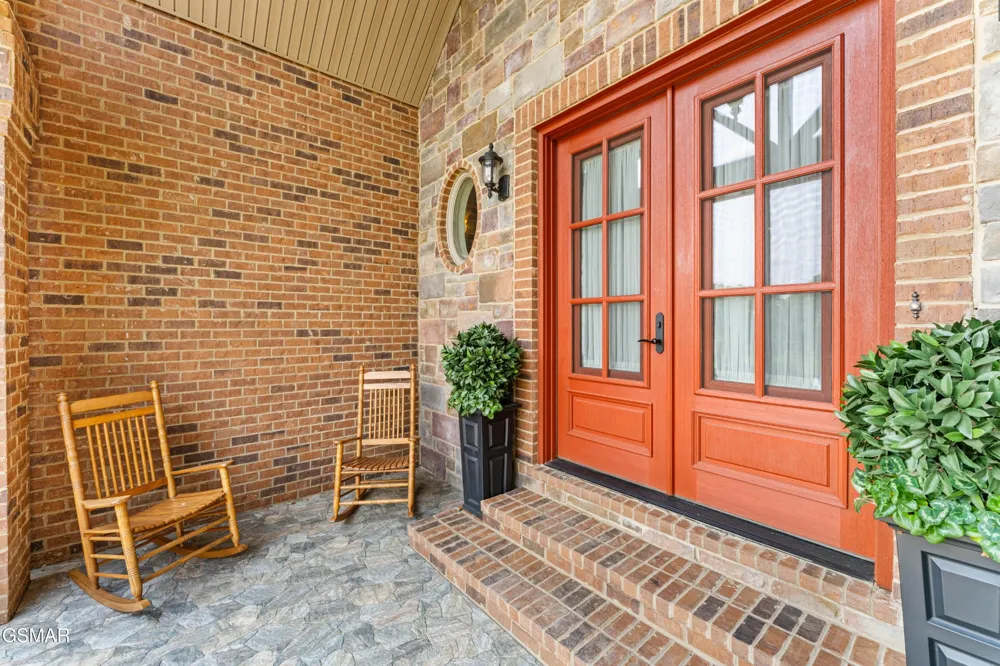 2399 McCleary Road Sevierville, TN 37876