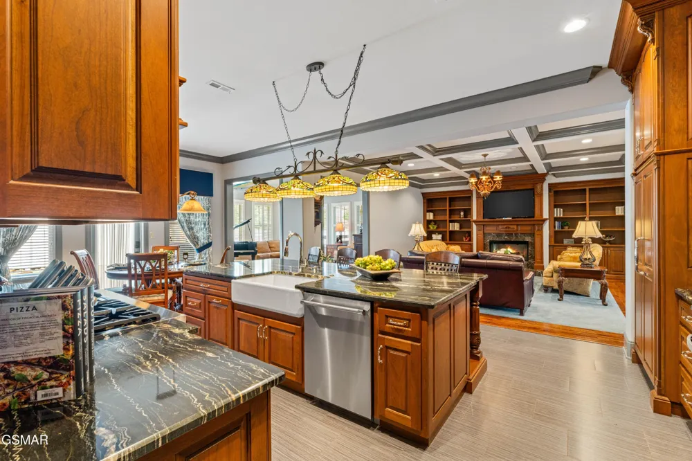2399 McCleary Road Sevierville, TN 37876