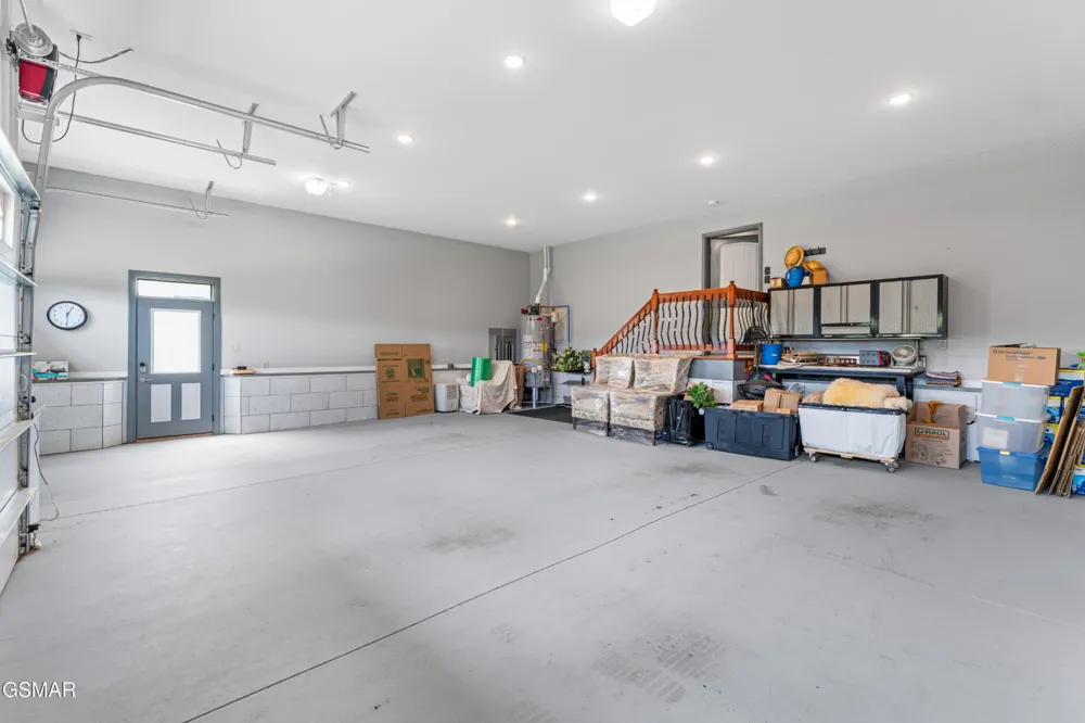 2399 McCleary Road Sevierville, TN 37876