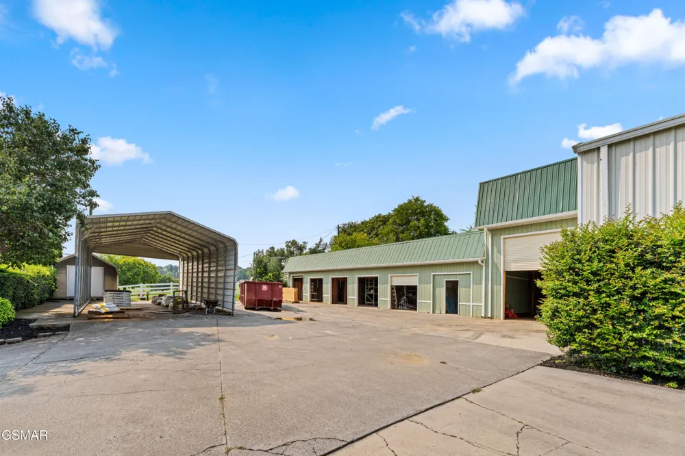 2399 McCleary Road Sevierville, TN 37876