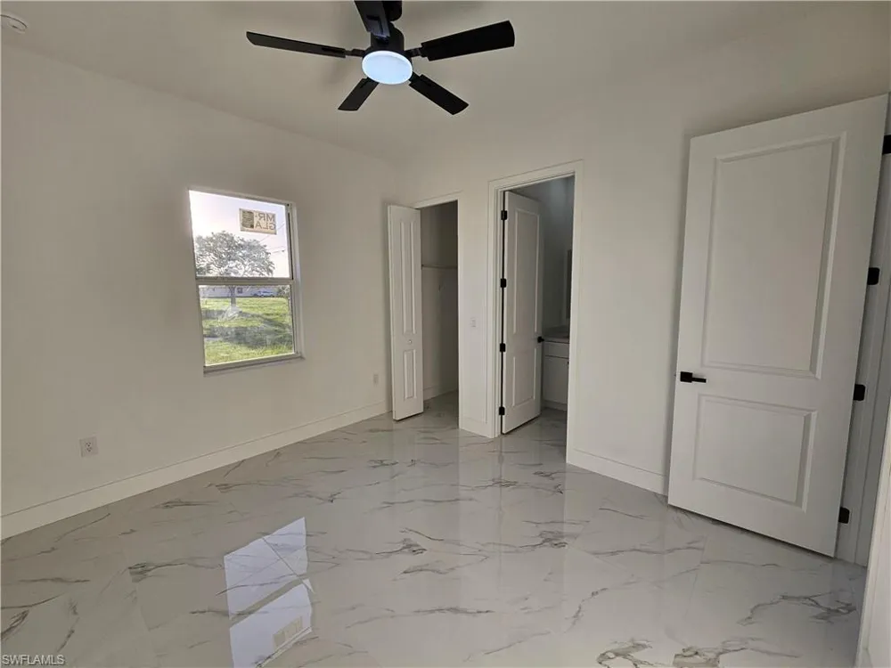 913 NE 15th Lane Cape Coral, FL 33909
