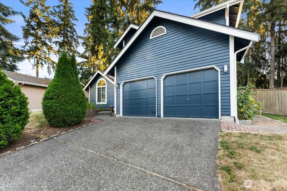 5421 James Place SE Auburn, WA 98092