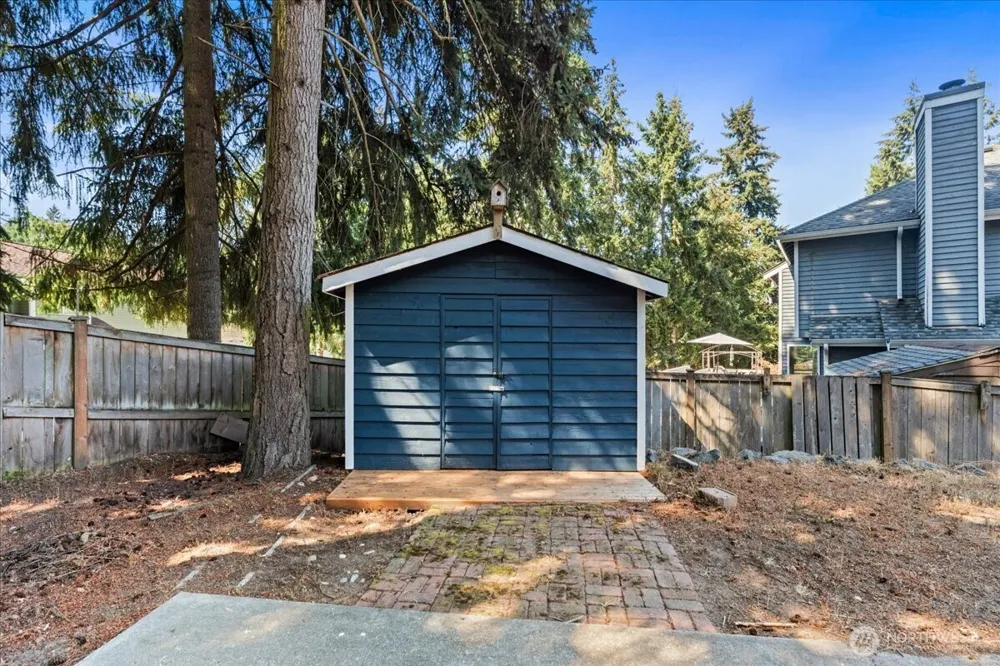 5421 James Place SE Auburn, WA 98092