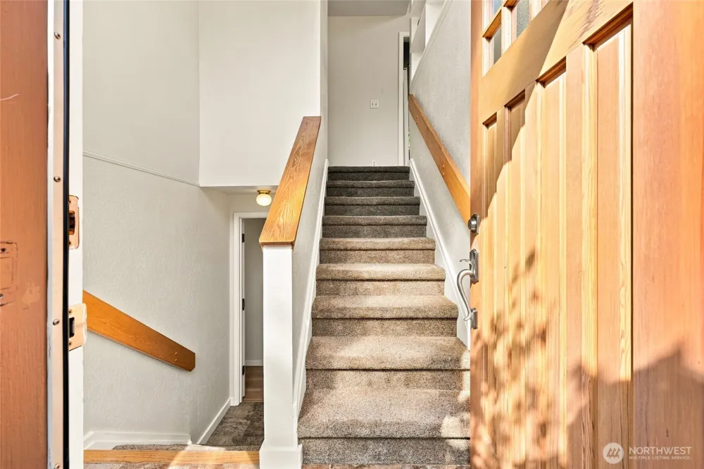 22118 78th Place W Edmonds, WA 98026