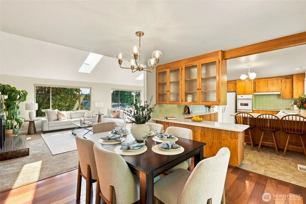 22118 78th Place W Edmonds, WA 98026