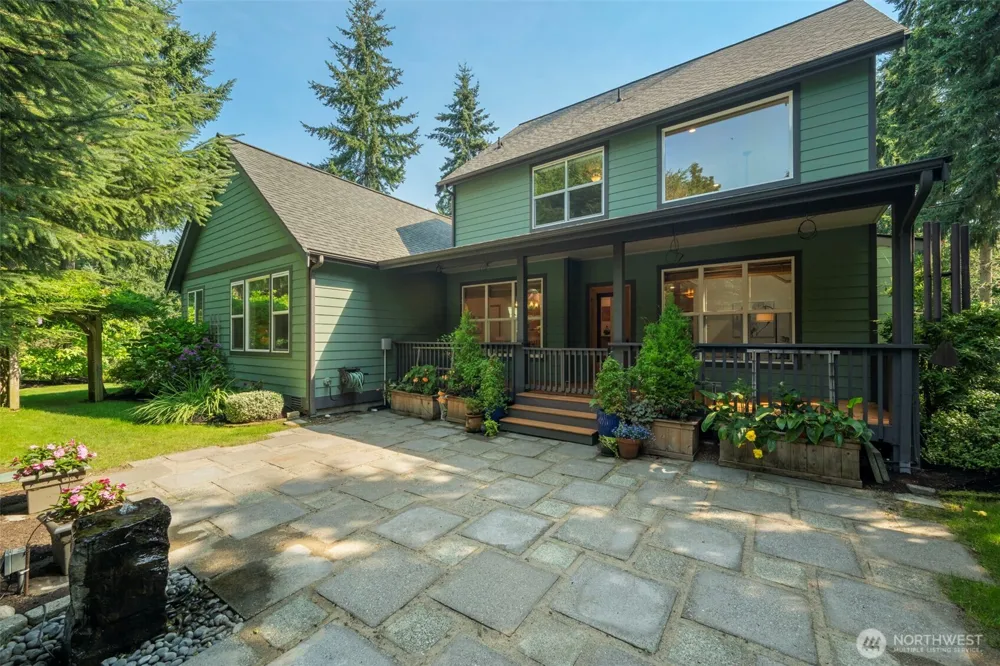10601 NE Dry Creek Way Kingston, WA 98346