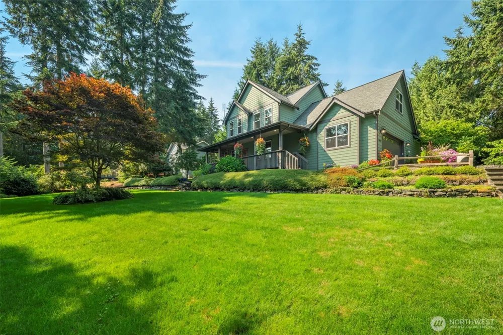 10601 NE Dry Creek Way Kingston, WA 98346