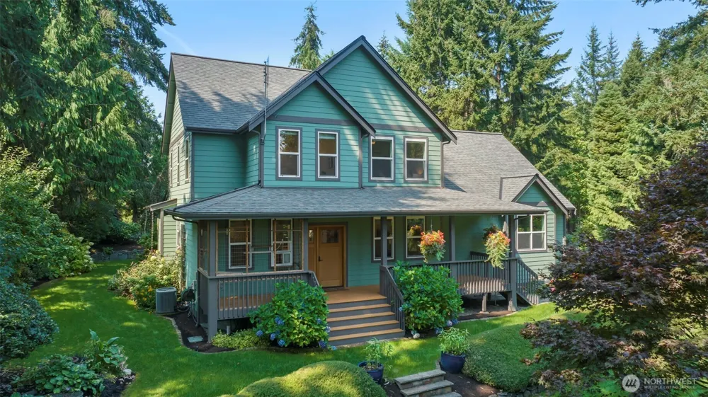 10601 NE Dry Creek Way Kingston, WA 98346