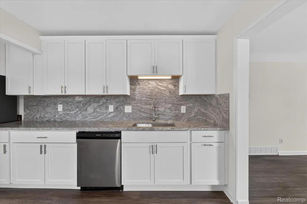 30769 Brush Street Madison Heights City, MI 48071