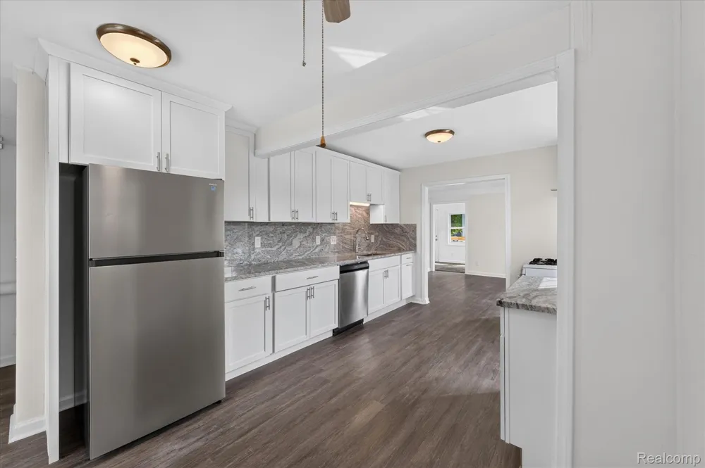 30769 Brush Street Madison Heights City, MI 48071