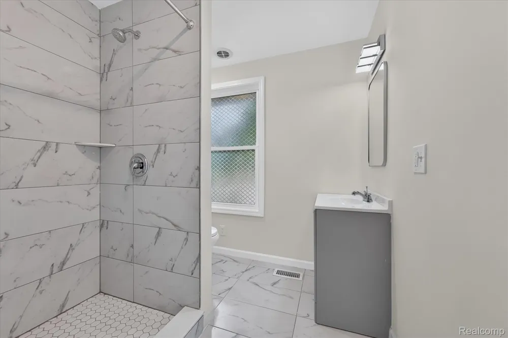 30769 Brush Street Madison Heights City, MI 48071