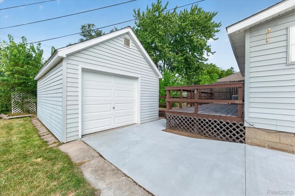 30769 Brush Street Madison Heights City, MI 48071