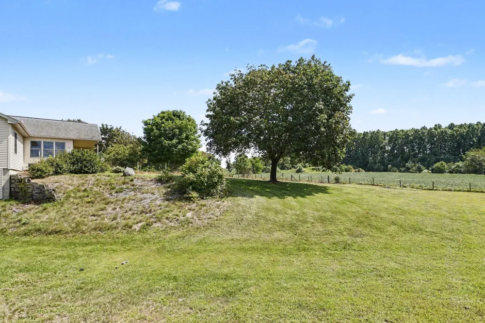 54585 W County Road 365 Lawrence Township, MI 49064