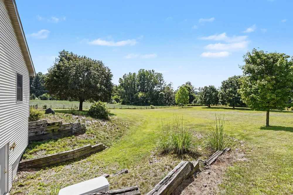 54585 W County Road 365 Lawrence Township, MI 49064